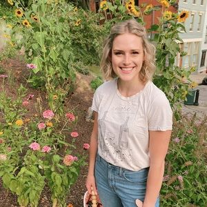 Meet your Posher, Ellie